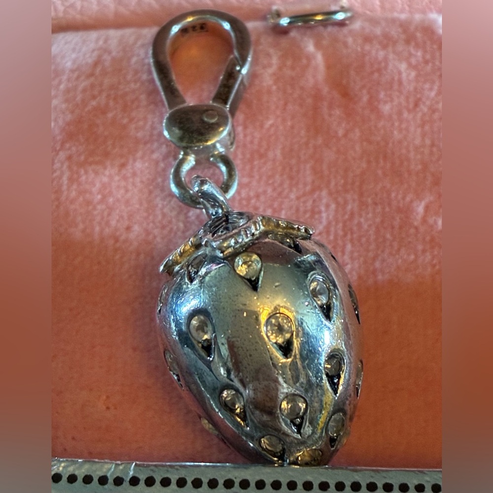 Juicy Couture Charm - Picture 3 of 4